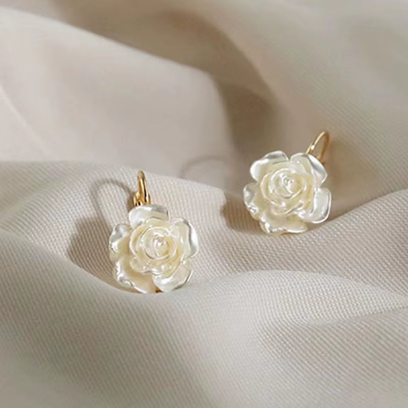 2Pcs Retro Fashion Peach Heart Studded with Pearl Women'S Earrings for Daily Dating Accessories