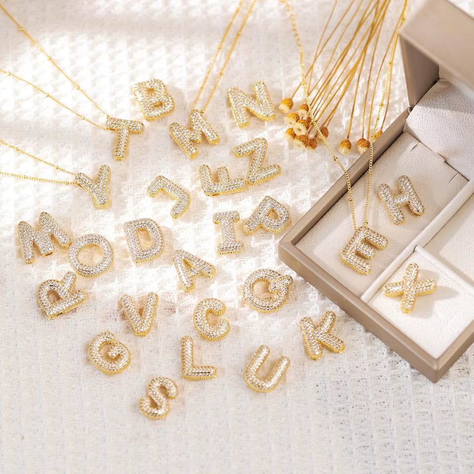 Classics Zircon Inlay Letter Pendant Necklace Fashion Gold Color for Women Couple Holiday Gift Party Everyday Jewelry