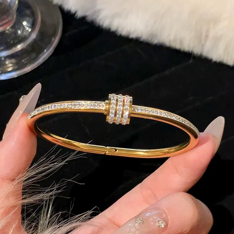 1Pc Titanium Steel Gold Bracelet, Fashionable Classic Style, Stainless Steel Bracelet,Inlaid with Zircon,For Womens Daily Wear