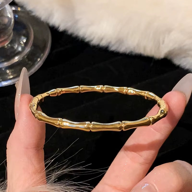 1Pc Titanium Steel Gold Bracelet, Fashionable Classic Style, Stainless Steel Bracelet,Inlaid with Zircon,For Womens Daily Wear